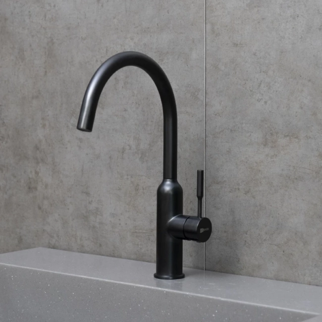 Смеситель для кухни Lemark Expert LM5079BL,черный матовый
